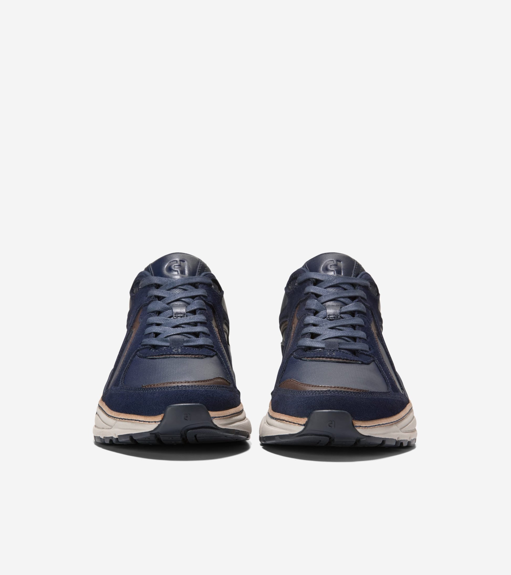 C41213:CH MIDNIGHT MOON / CH MADEIRA / DOVE