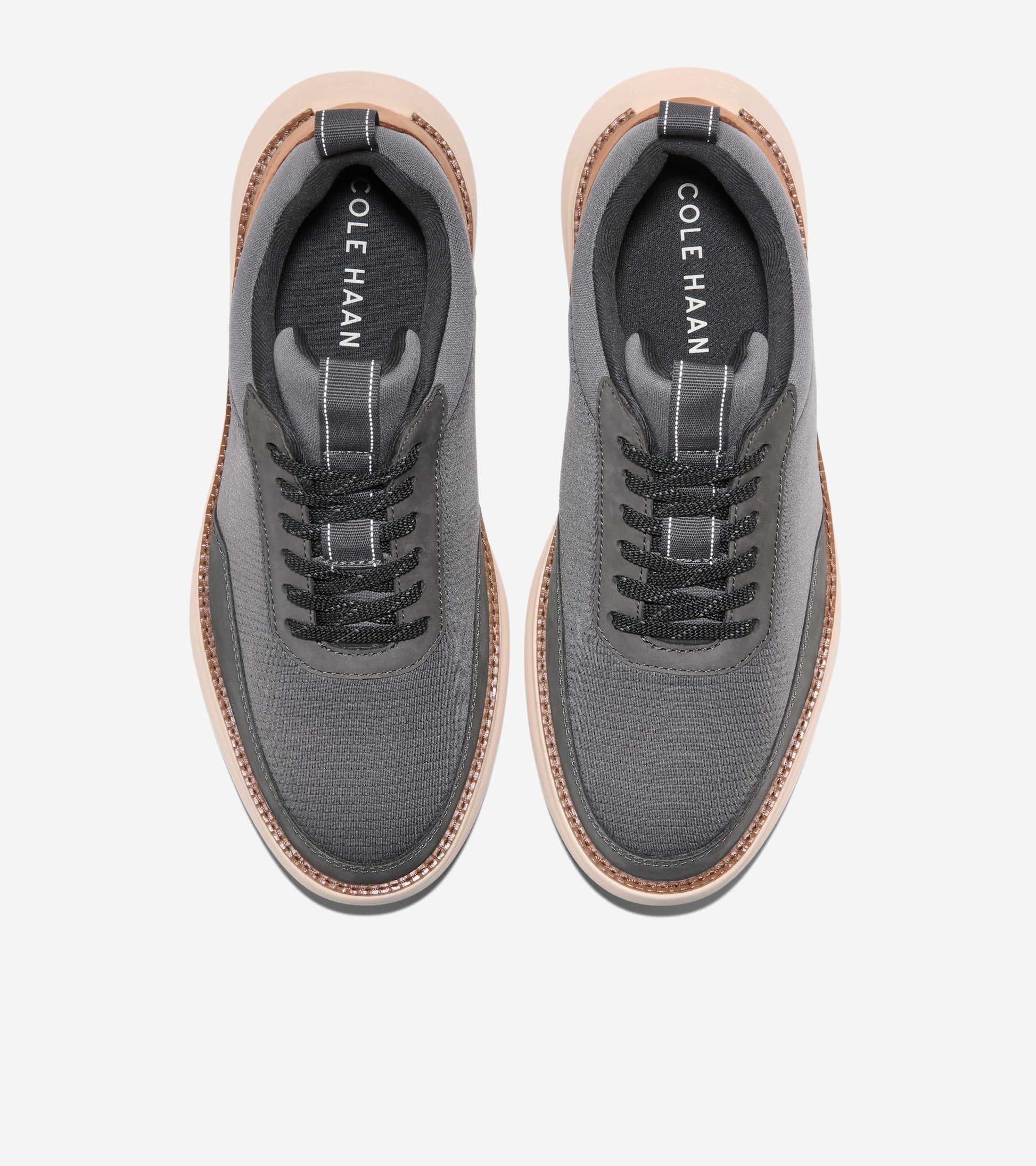 C40481:MAGNET/BRITISH TAN/OAT