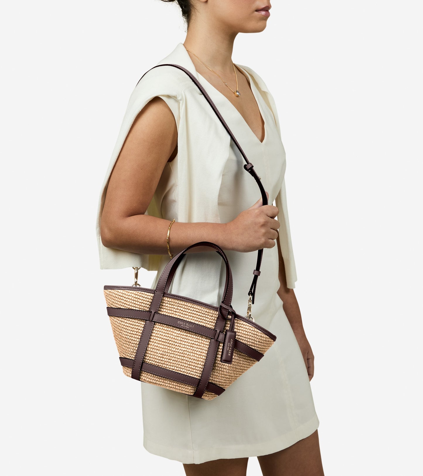 U08158:NATURAL RAFFIA/DK. CHOCOLATE:0000